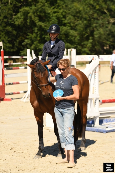 Gino Koko Diam (Master vd Helle/ Flipper d'Elle) Champion Finale Centre Val de Loire CL 3eme année 6ans avec Marion de la Servier